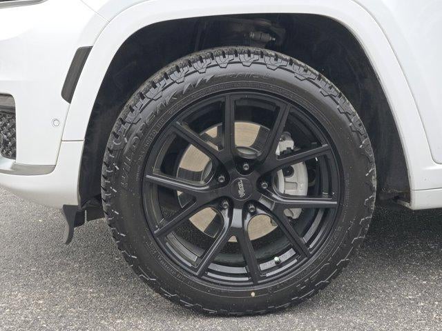 2023 Jeep Grand Cherokee L Summit 4x4