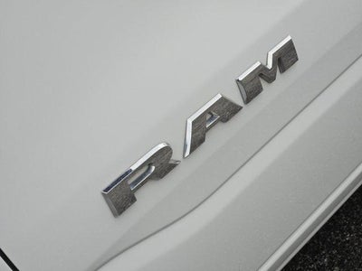 2022 RAM 1500 Lone Star Crew Cab 4x4 5'7" Box