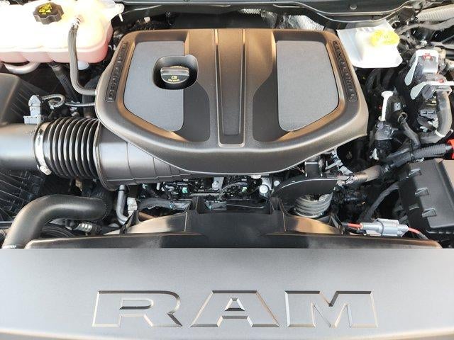 2025 RAM 1500 Laramie Crew Cab 4x4 5'7" Box