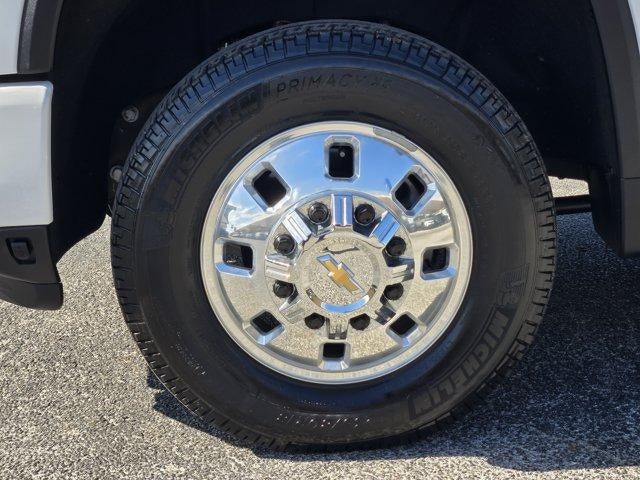 2025 Chevrolet Silverado 3500HD High Country - Photo 13