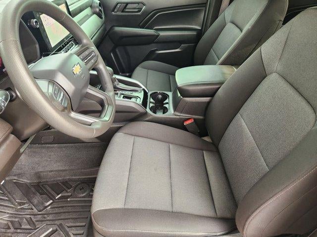 2024 Chevrolet Colorado WT