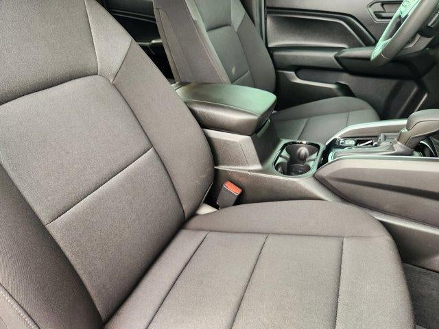 2024 Chevrolet Colorado WT