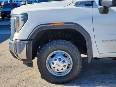 2026 GMC Sierra 3500 HD Chassis Cab Pro