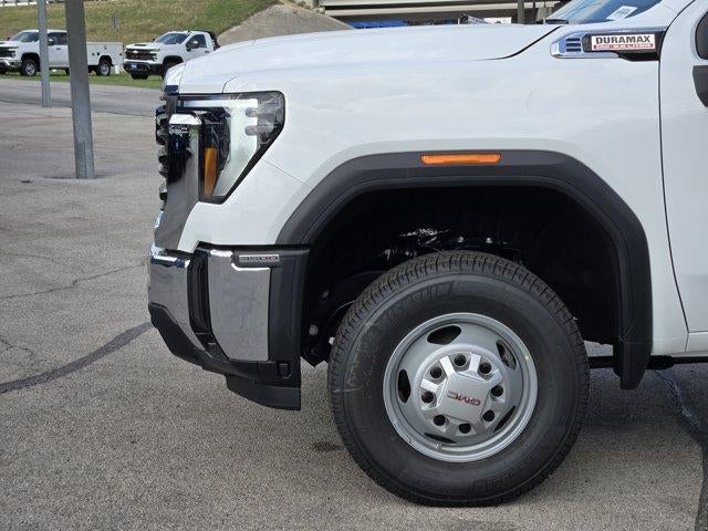 2026 GMC Sierra 3500 HD Chassis Cab Pro