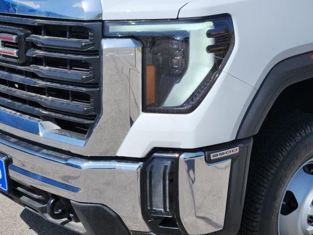 2026 GMC Sierra 3500 HD Chassis Cab Pro