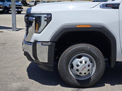 2026 GMC Sierra 3500 HD Chassis Cab Pro