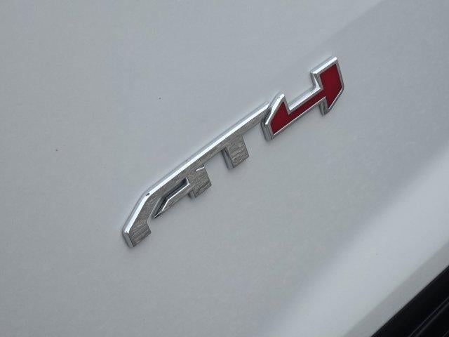 2025 GMC Acadia AT4