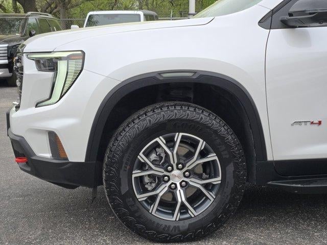 2025 GMC Acadia AT4