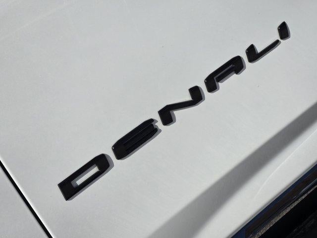 2023 GMC Yukon Denali Ultimate - Photo 10