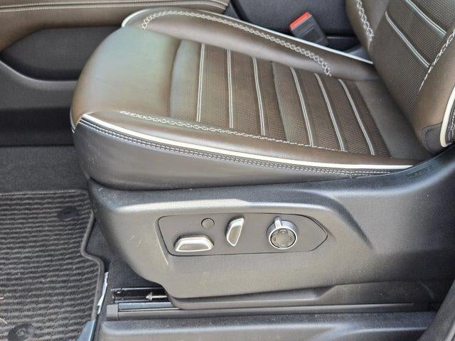 2025 GMC Yukon Denali Ultimate