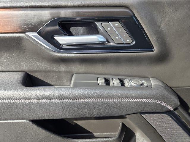 2026 GMC Yukon XL Denali - Photo 22
