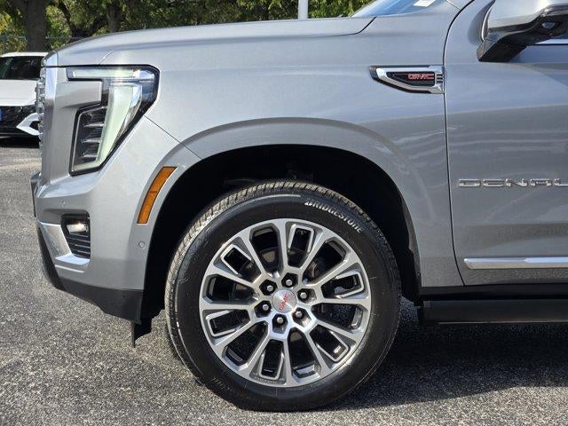 2026 GMC Yukon XL Denali - Photo 8