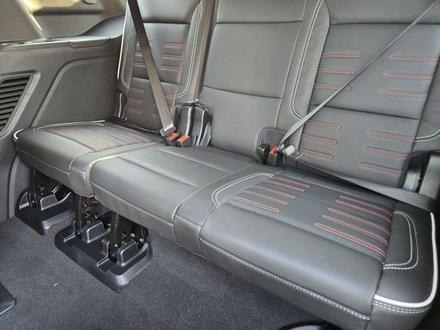 2025 GMC Yukon AT4 Ultimate - Photo 31