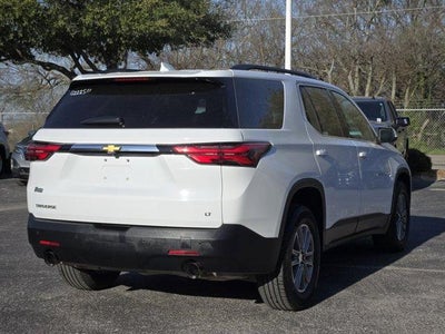2022 Chevrolet Traverse LT Cloth