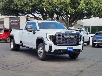 2026 GMC Sierra 3500 HD Denali Ultimate DRW