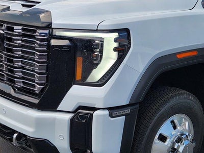 2026 GMC Sierra 3500 HD Denali Ultimate DRW