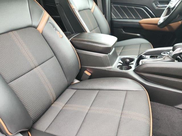 2026 GMC Canyon AT4 - Photo 15