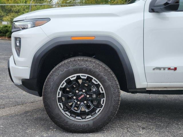 2026 GMC Canyon AT4 - Photo 8