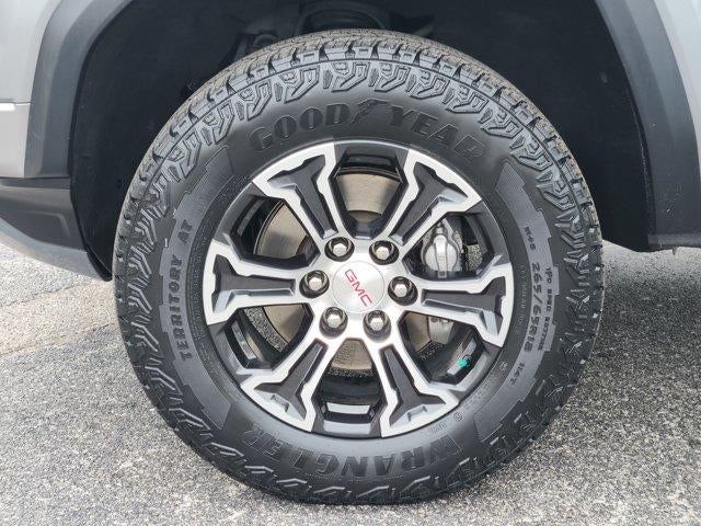 2023 GMC Canyon 4WD AT4