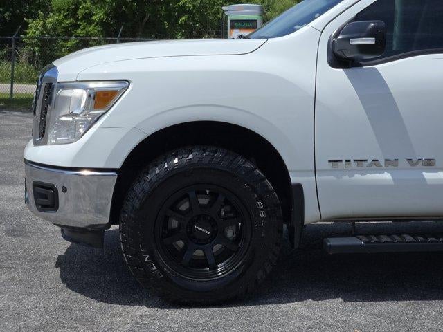 2018 Nissan Titan SV
