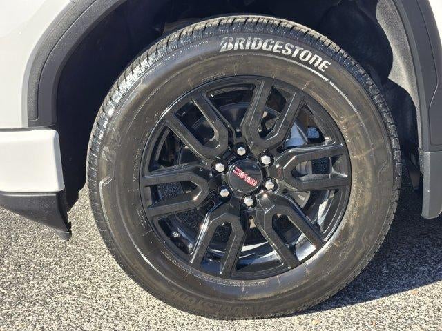 2025 GMC Sierra 1500 Elevation - Photo 13