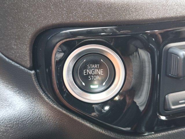 2025 GMC Sierra 1500 SLT - Photo 21