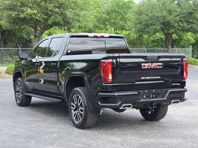 2025 GMC Sierra 1500 AT4