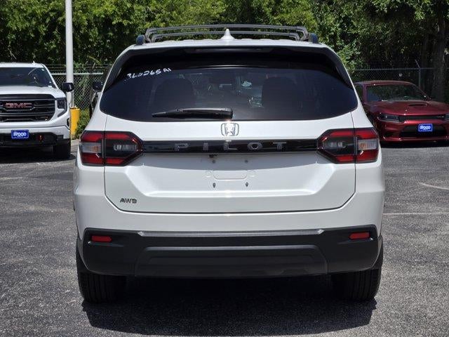 2023 Honda Pilot LX