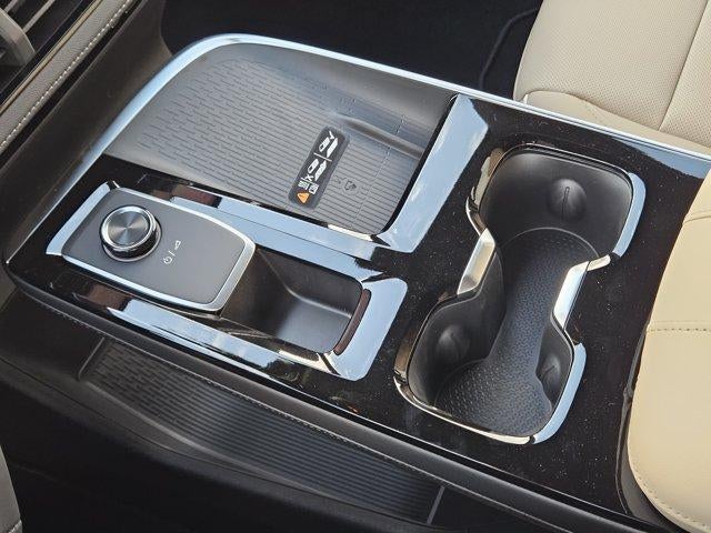 2027 Buick Enclave Preferred w/1SD