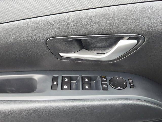 2025 Hyundai Santa Cruz SE