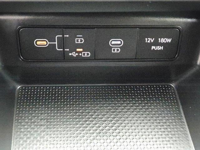 2025 Hyundai Santa Cruz SE