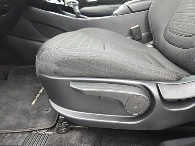 2025 Hyundai Santa Cruz SE