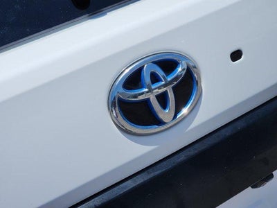 2023 Toyota Sequoia SR5