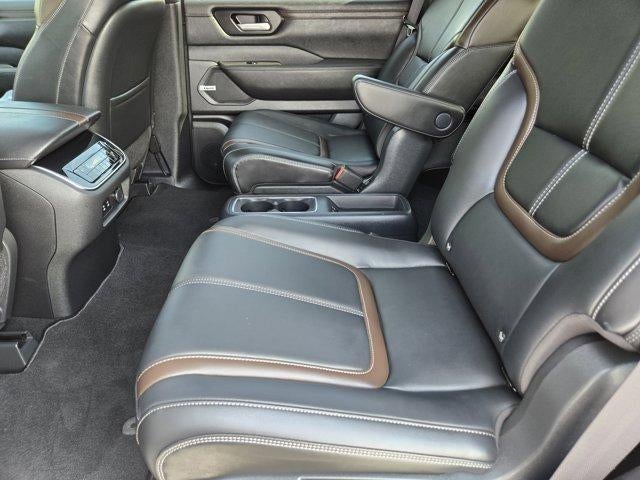2025 Nissan Armada SL 2WD