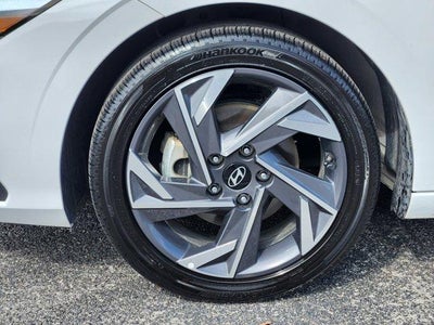 2025 Hyundai Elantra Hybrid SEL Sport