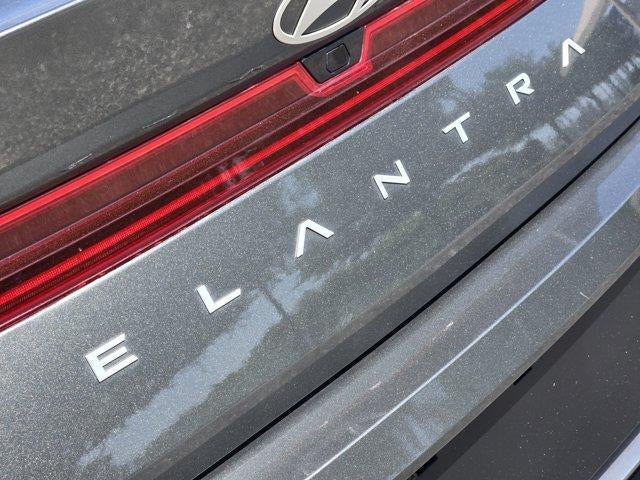 2025 Hyundai Elantra Hybrid Limited