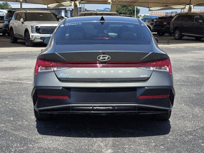 2025 Hyundai Elantra Hybrid Limited