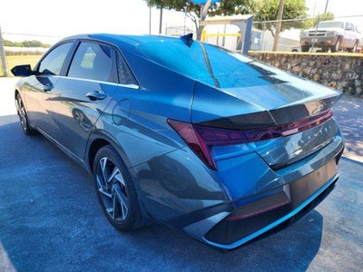 2024 Hyundai Elantra SEL