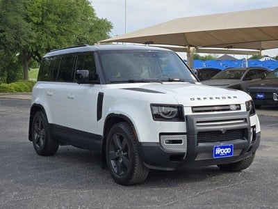 2024 Land Rover Defender 110 P300